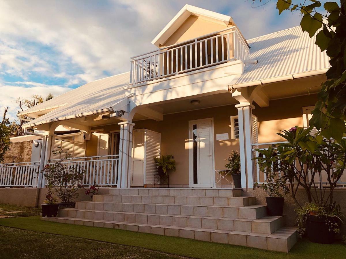 La Villa Mae Saint Pierre Exterior photo